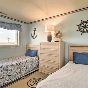 https://ocean-city-condo-with-pool-steps-to-beach.ocean-city-hotels.net